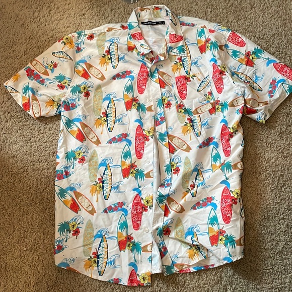 Men’s Hawaiian Shirt - Picture 1 of 2